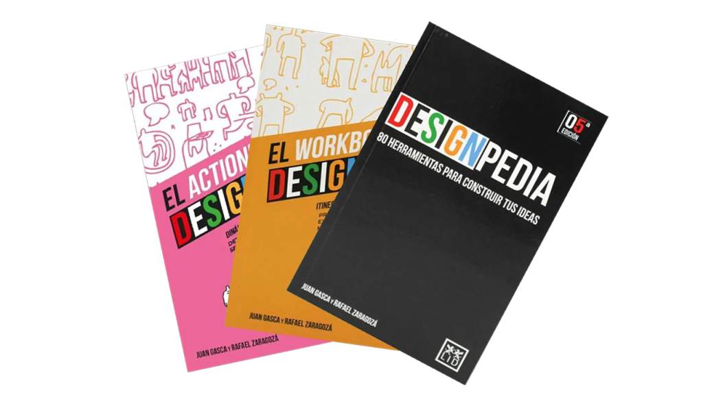 Fotografía de los libros de Designpedia y sus cuadernos de trabajo, Workbook y Actionbook